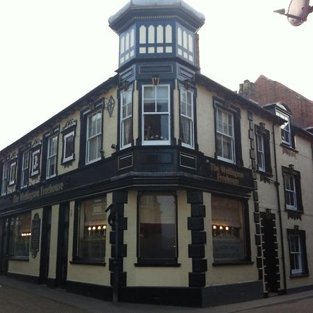 The Wellington Pub Cromer Exterior foto